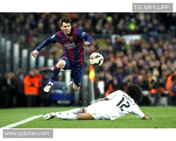 梅西绝杀逆转，巴塞罗那逆袭皇马登顶巅峰