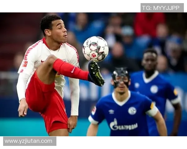 沙尔克04遭莱比锡逆转增加保级压力